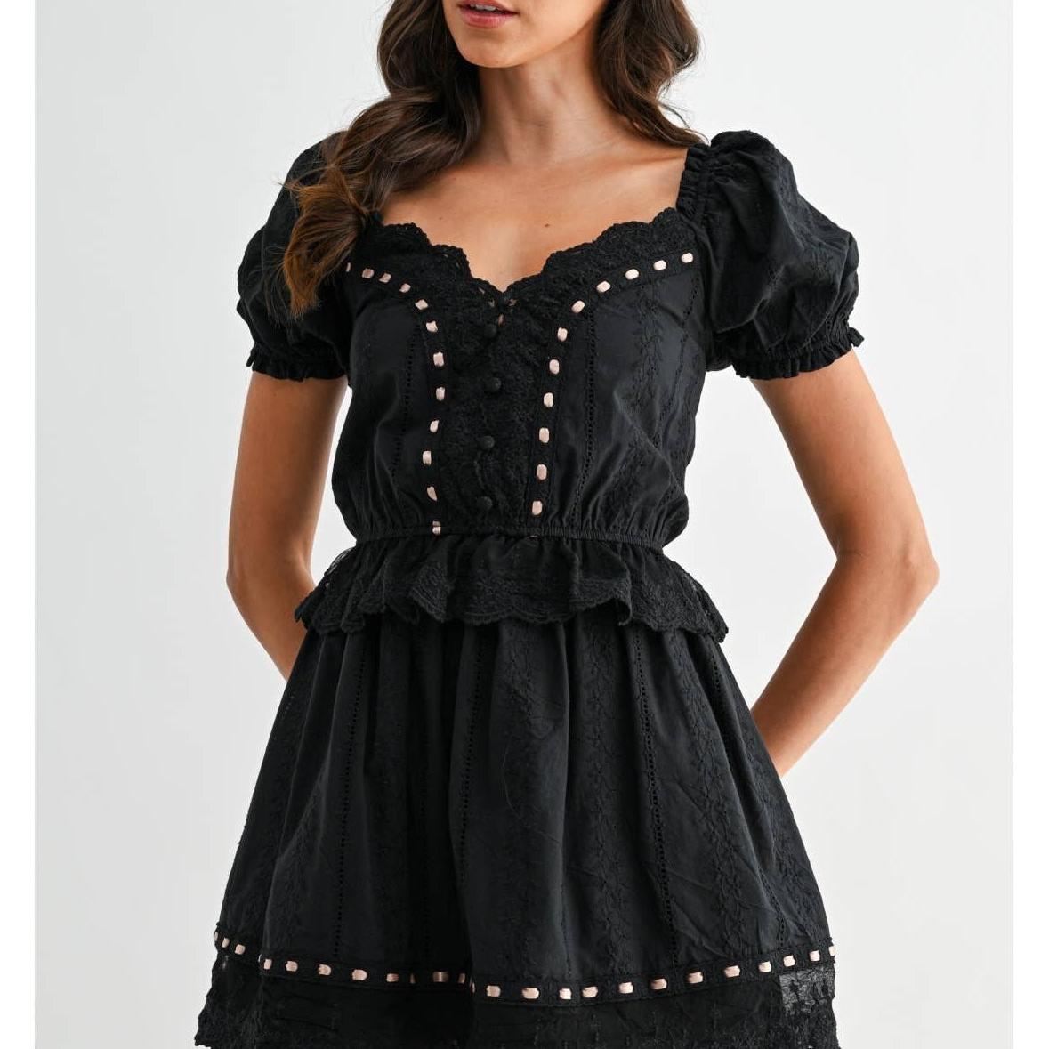 scalloped mini dress Diane Scalloped-Lace Vendor Color:Black/Optic White Bust 36 Anaya Polka dot halter Size:tall -extra large