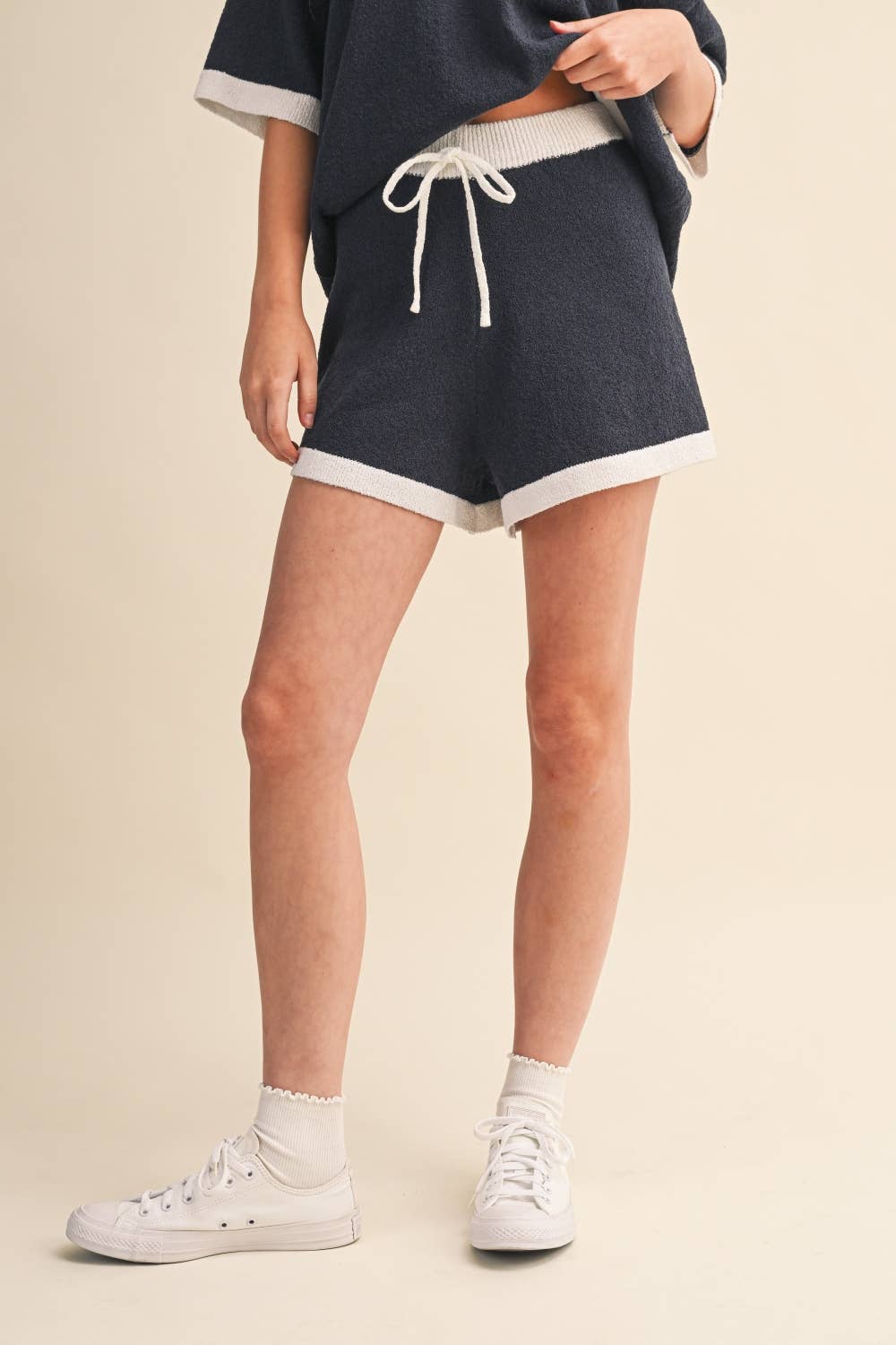 KNIT CONTRAST EDGE SHORTS