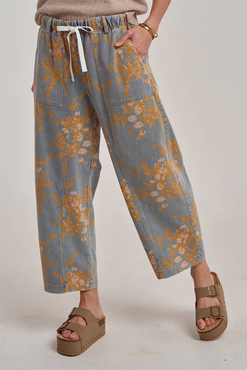 MID RISE RELAXED FIT FLORAL DENIM JEANS