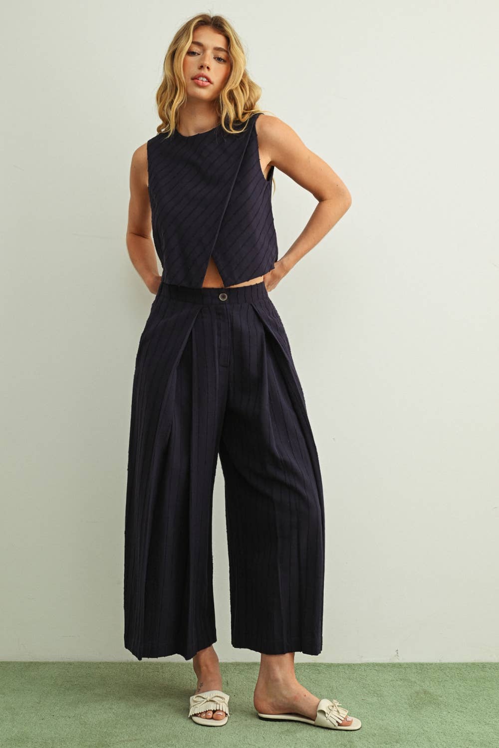 Textured Sleeveless Wood Button Top