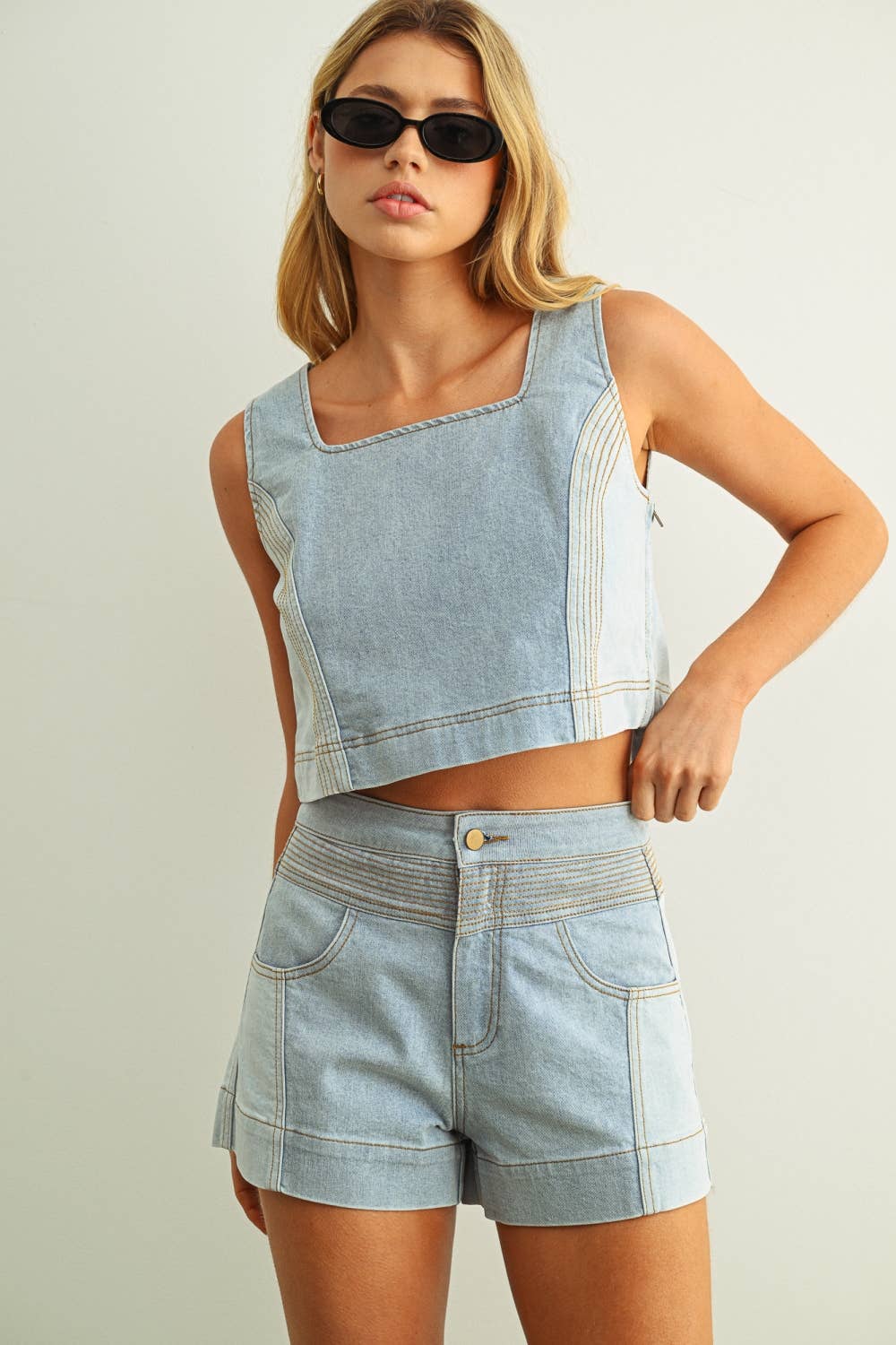 DENIM COLOR BLOCKED SLEEVELESS TOP