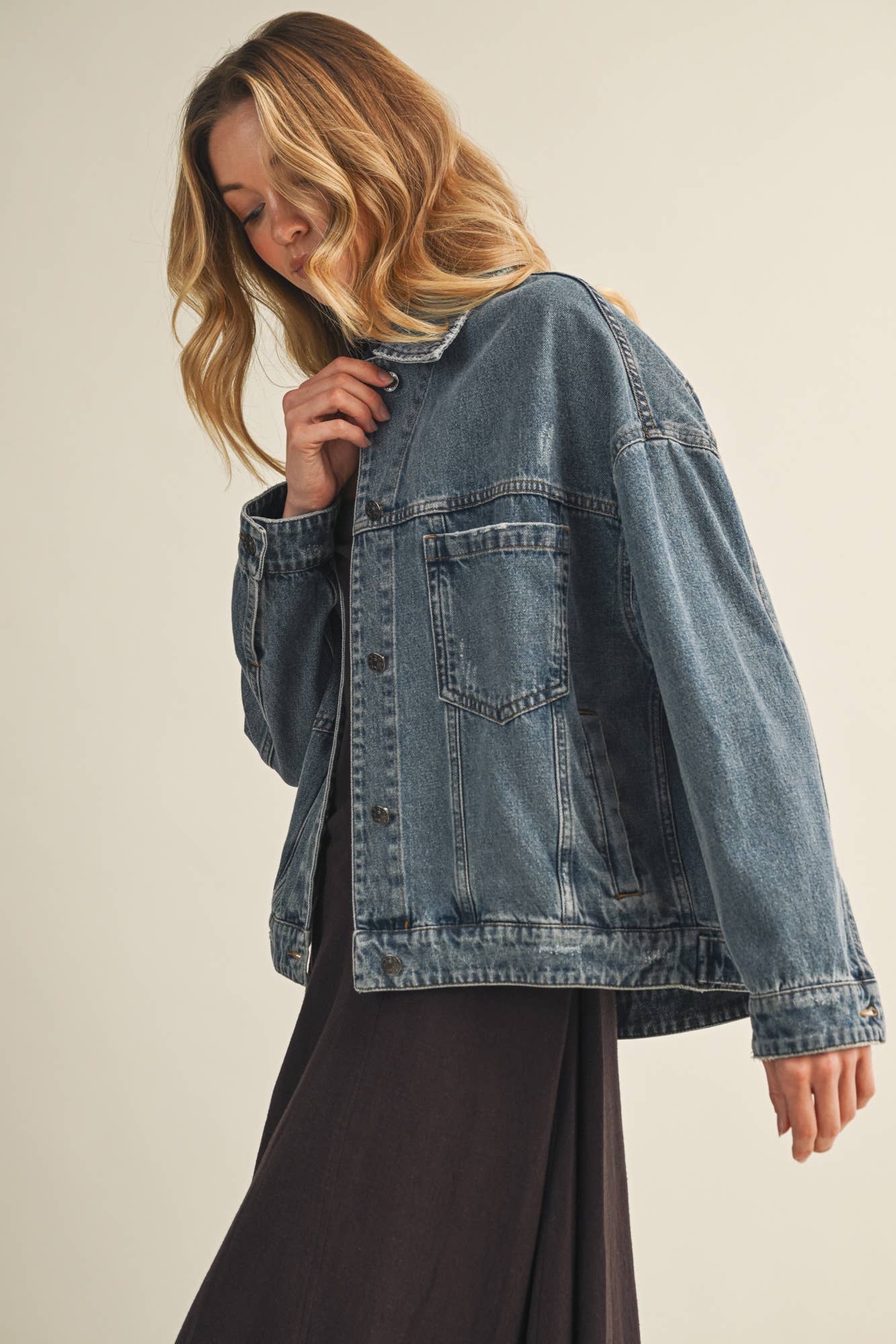 BACK PLEATED DENIM JACKET