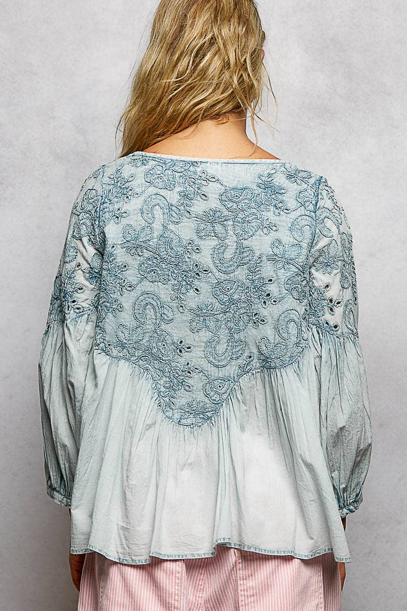 3/4 Sleeve Round Neck Vintage Washing Embroidered Shirt Top
