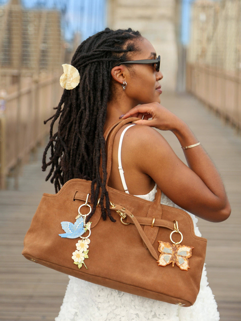 Hand-painted Vintage Daisy Stem Bag Charm + Keychain | Eco-Friendly