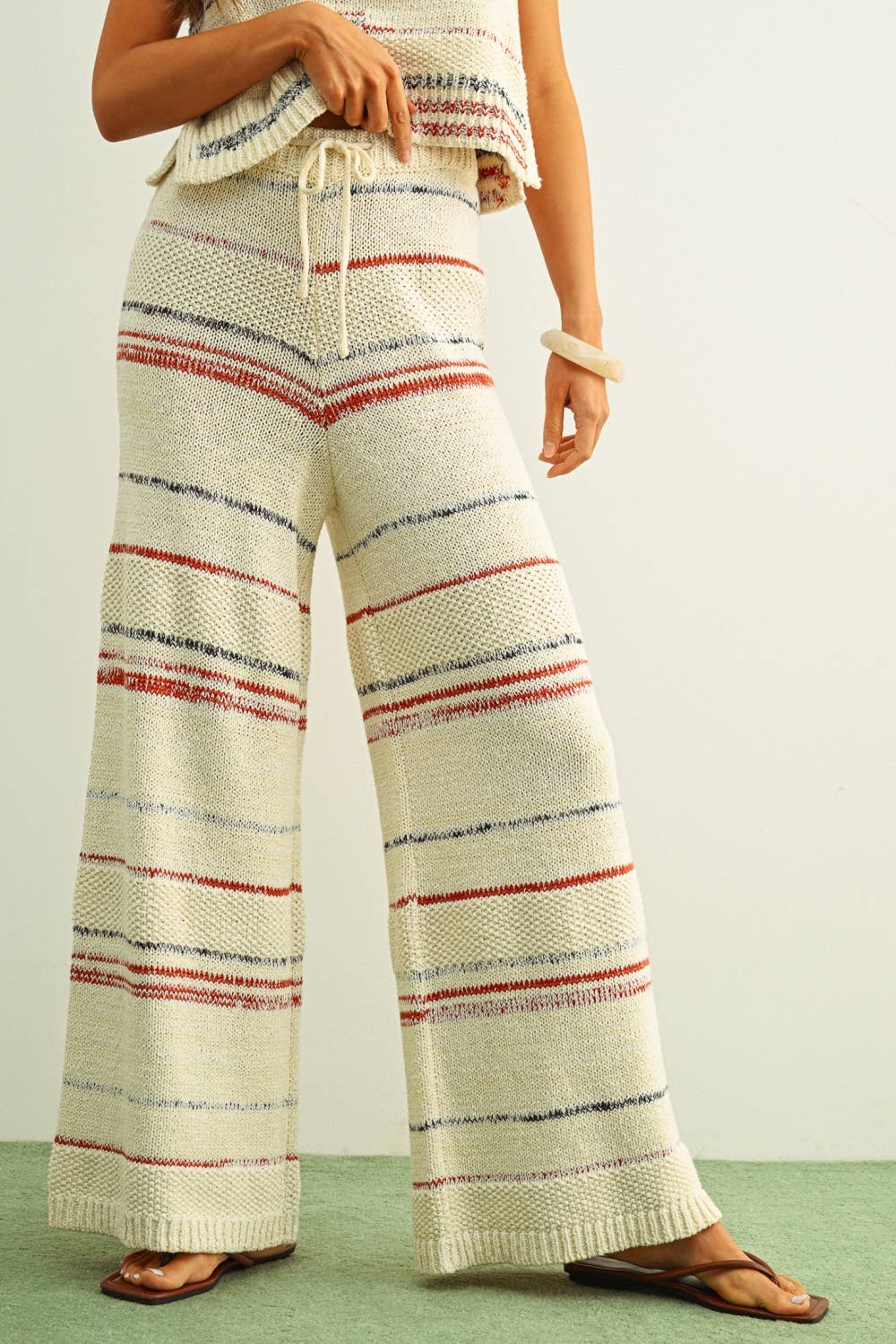 MULTI COLOR STRIPE PATTERN KNIT PANTS