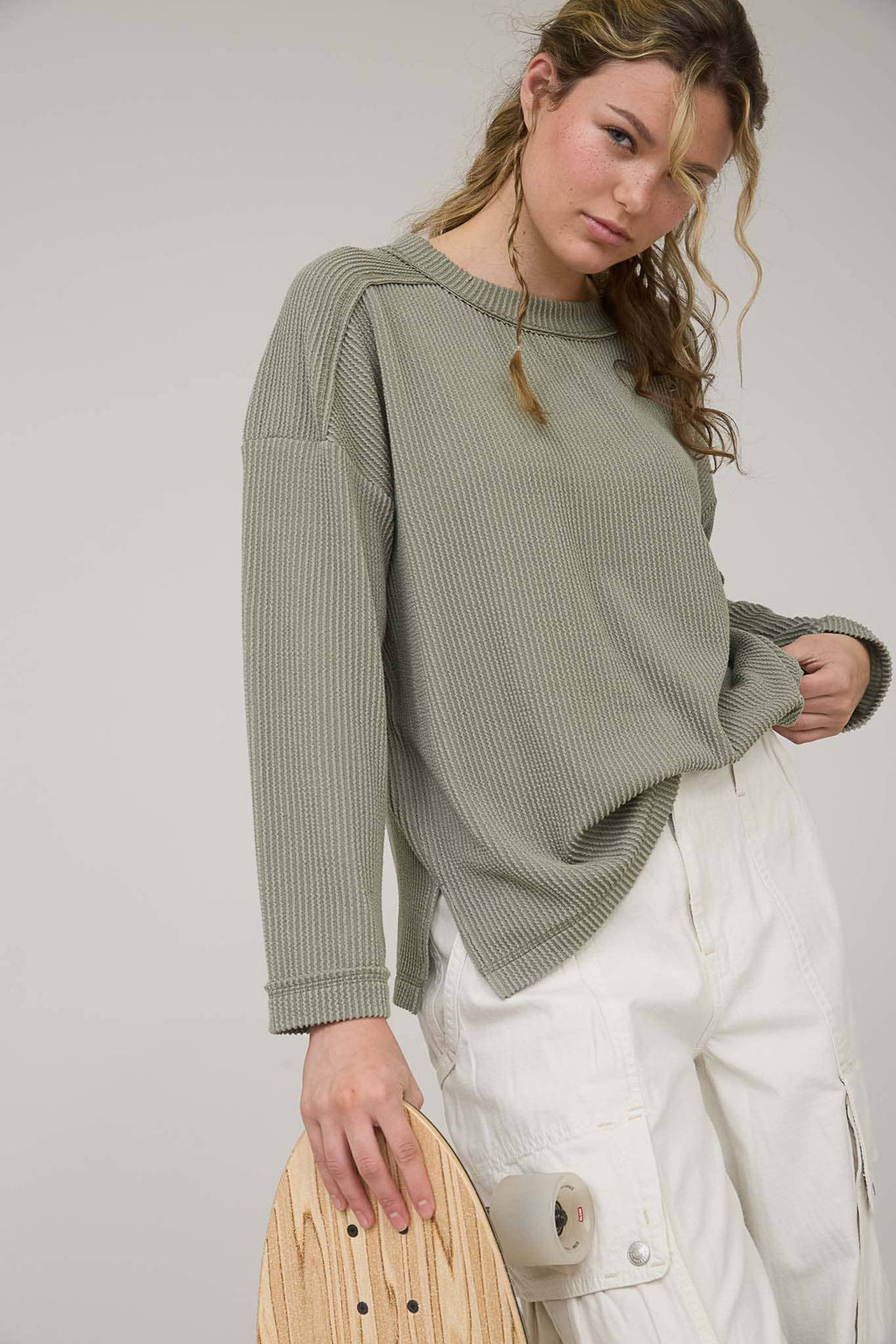 CREW NECK RIBBED LONG SLEEVE KNIT TOP (PRE-ORDER)