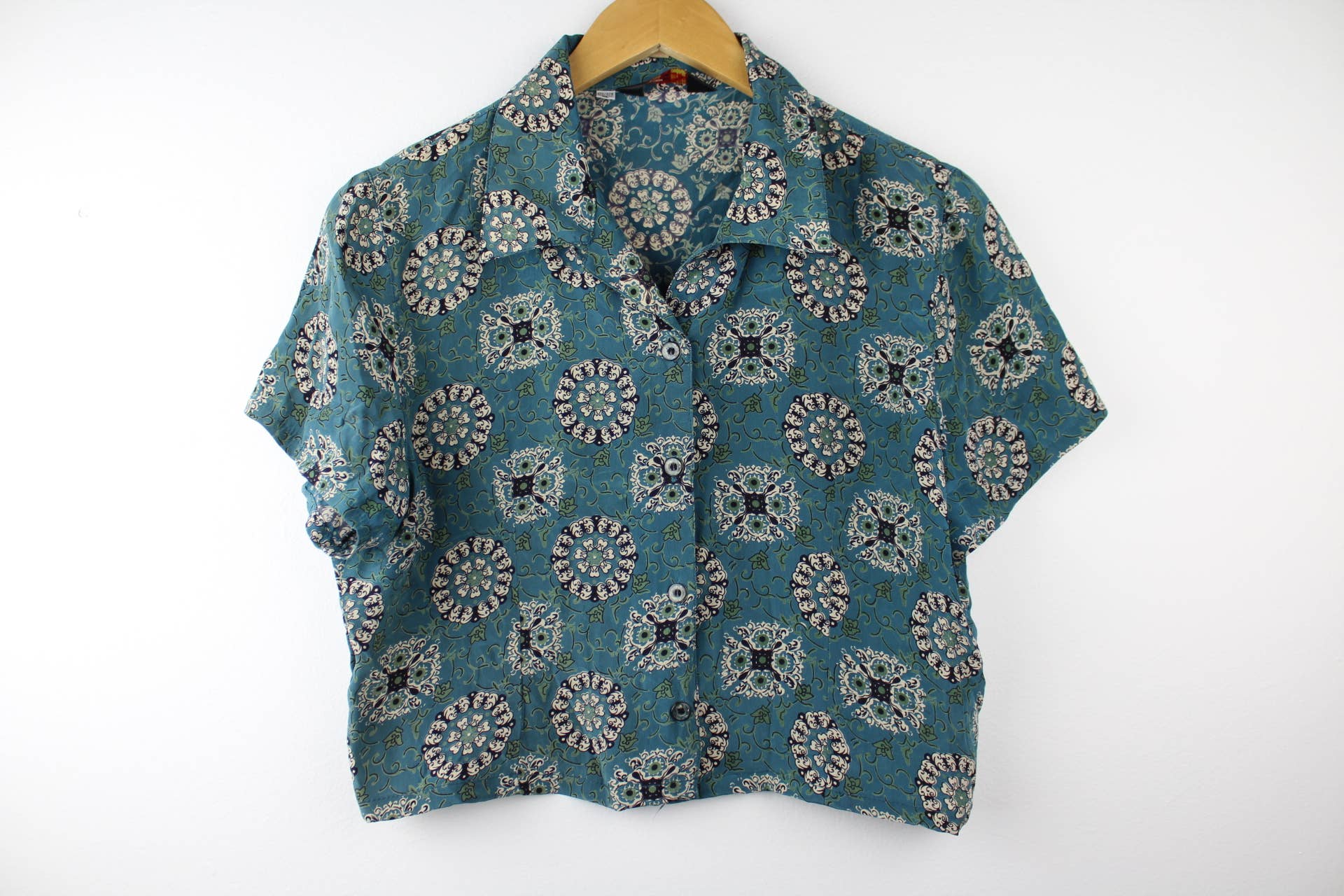 Reworked Vintage Short-Sleeve Button Up Blouse - Cropped