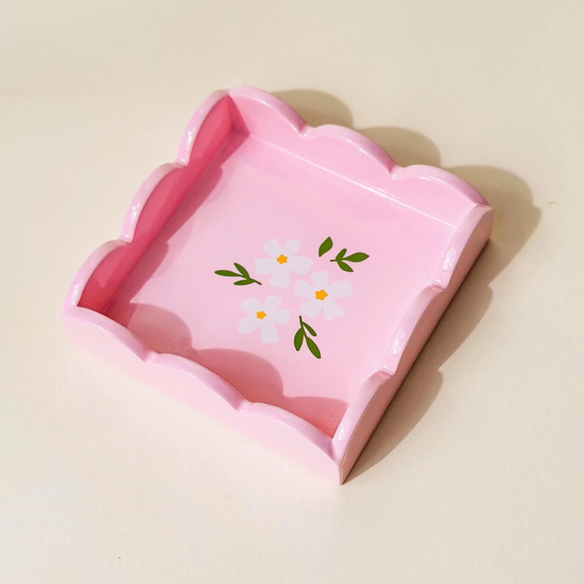 Scallop Trinket Tray- CLEARANCE