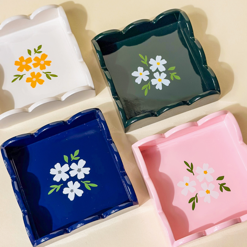 Scallop Trinket Tray- CLEARANCE
