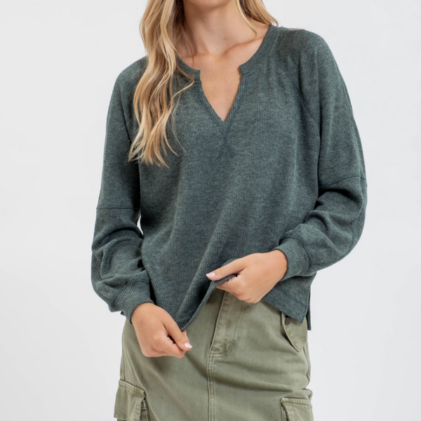 Split Neck Long Extended Sleeve Raglan Knit Top