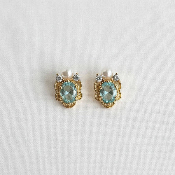 Vintage Inspired Aquamarine Flower Earrings