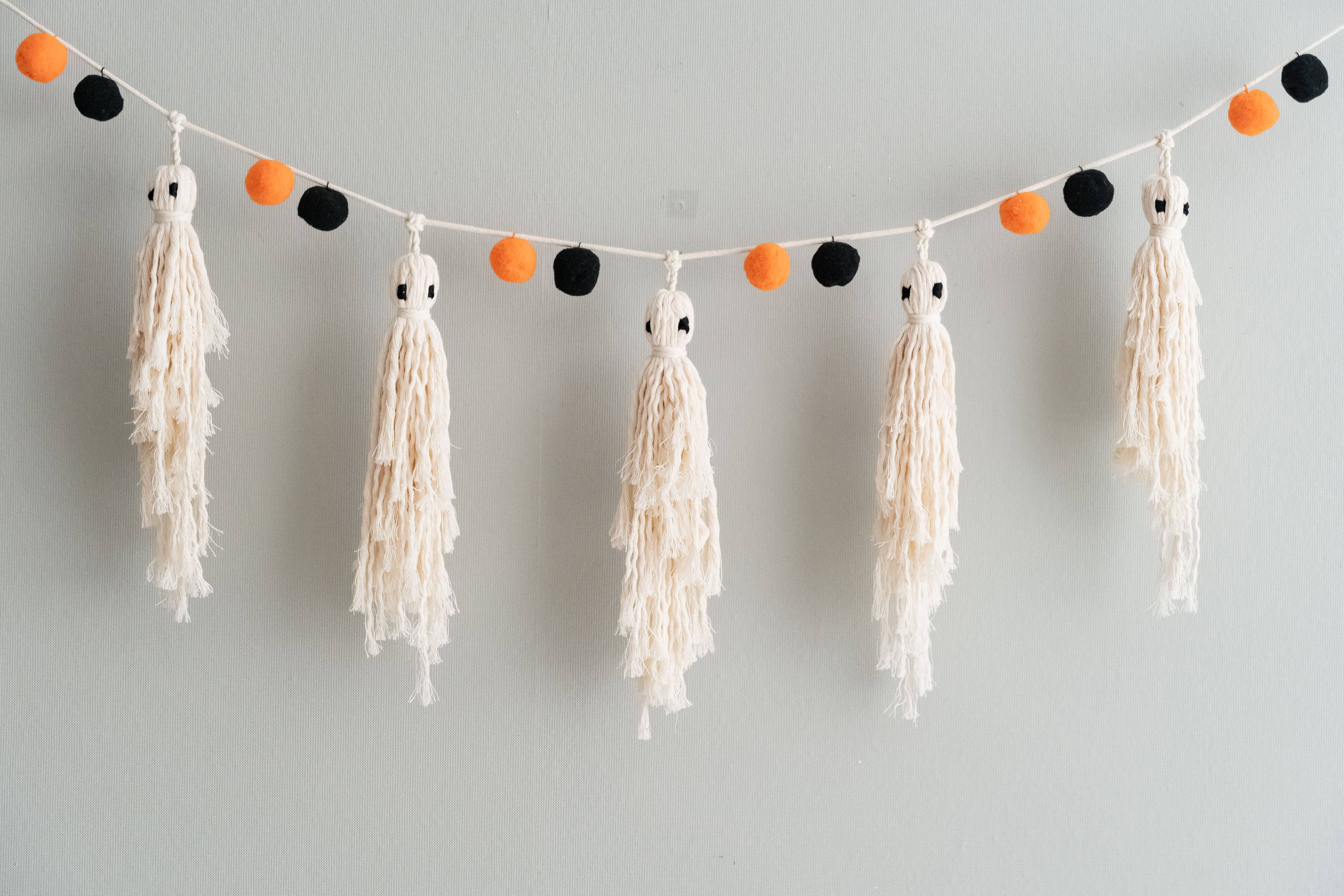 Halloween Ghost Garland Long