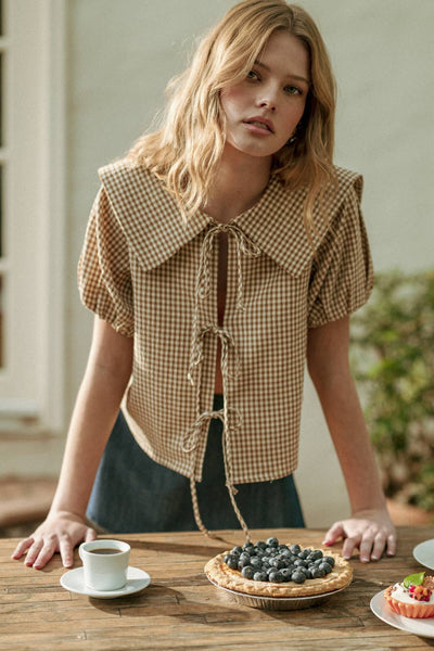 GINGHAM PATTERN SSLV WITH TIE IN FRONT TOP