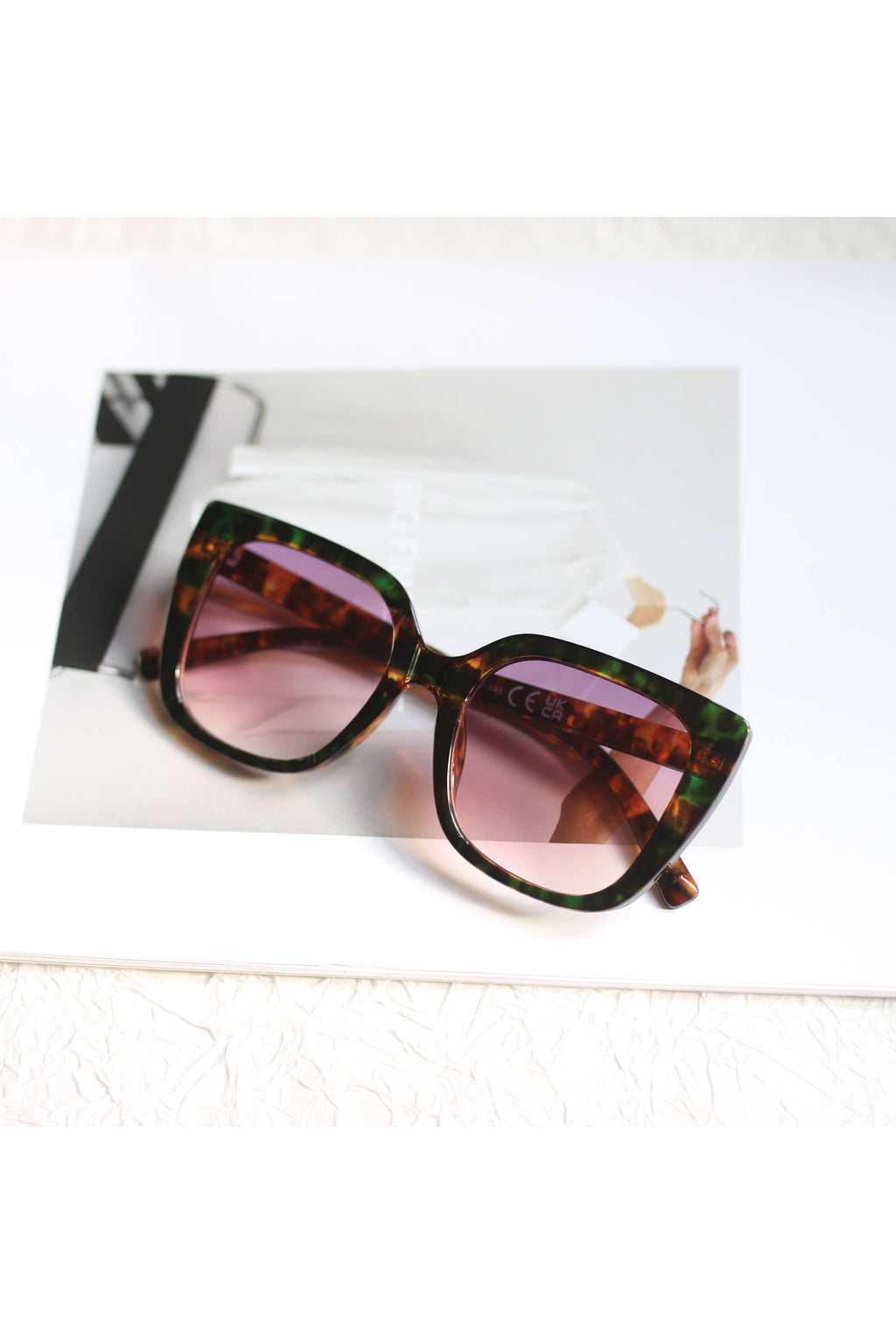 OVERSIZE WINGED DESIGN SUNGLASSES - A2311LKM64976