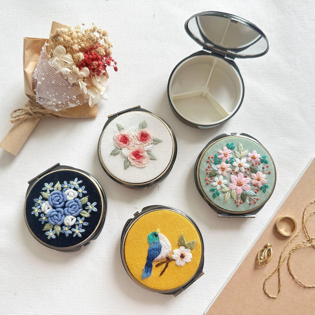 Floral Embroidered Round Jewelry Box With Mirror