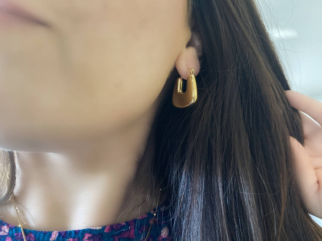 Lightweight gold chunky hoop earring gold plated waterproof