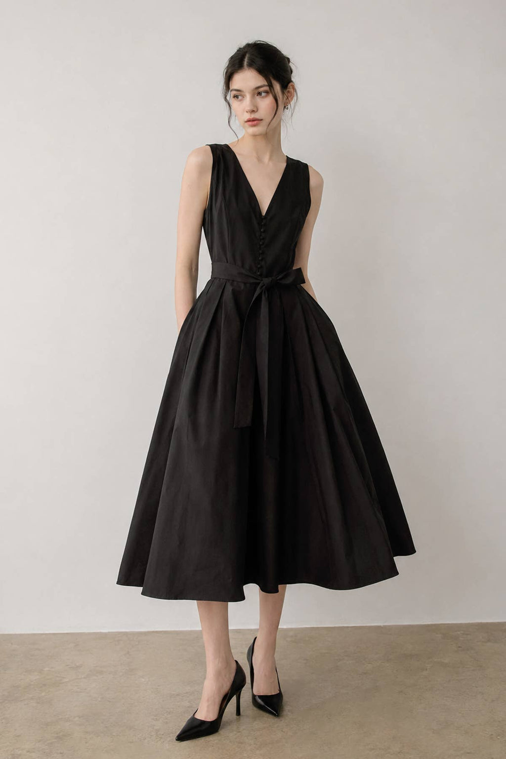 Sabrina Poplin Midi Dress - Black or White