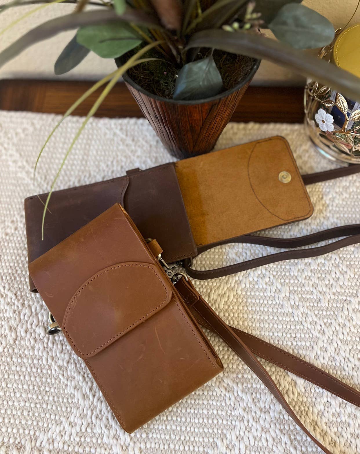 Vintage leather phone bag mini crossbody