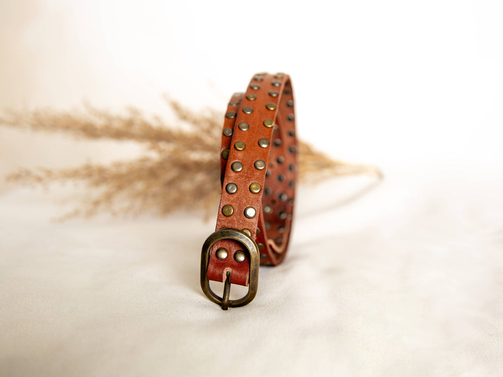 LIGHT BROWN LEATHER BELT WITH STUDS NARROW