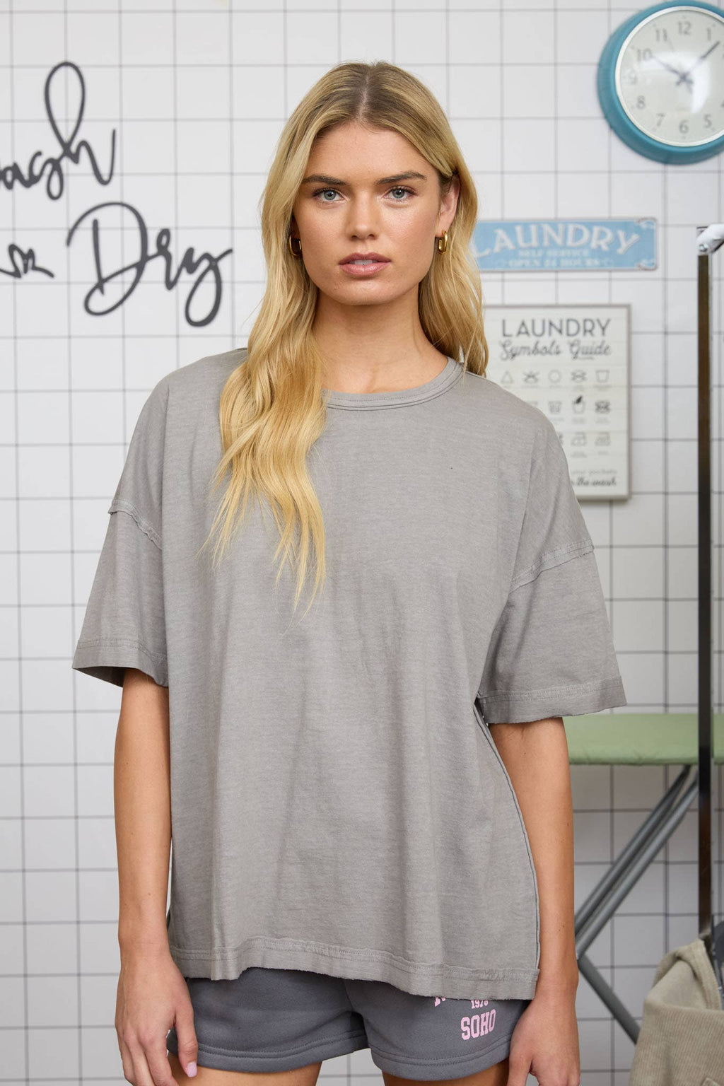WASHED EXPOSED SEAM RELAXED KNIT T-SHIRT