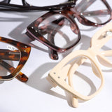 Wide Frame Glitter Side Fashion Reading Glasses