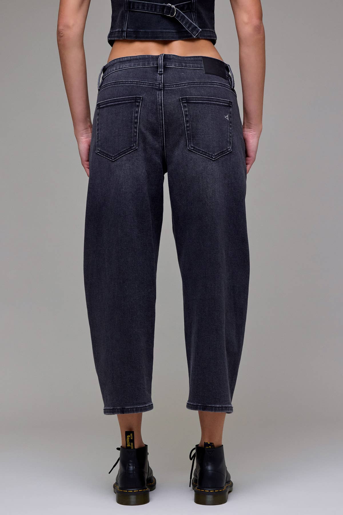 Medium Grey Stretch Cropped Barrel Jeans