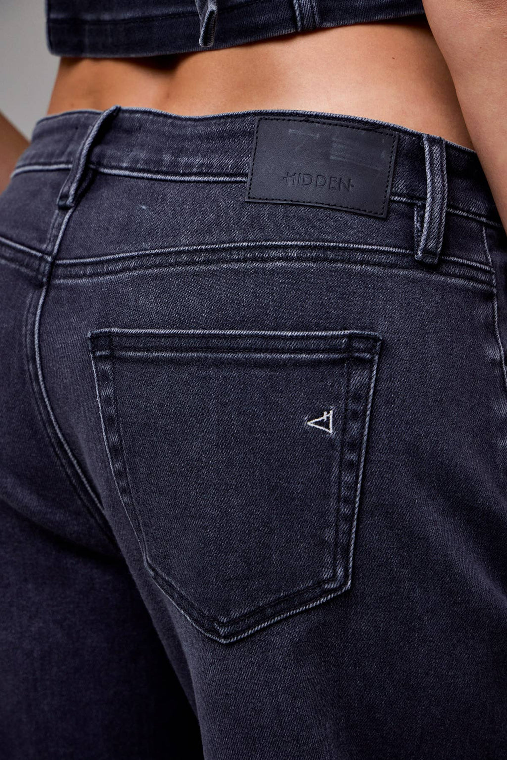 Medium Grey Stretch Cropped Barrel Jeans