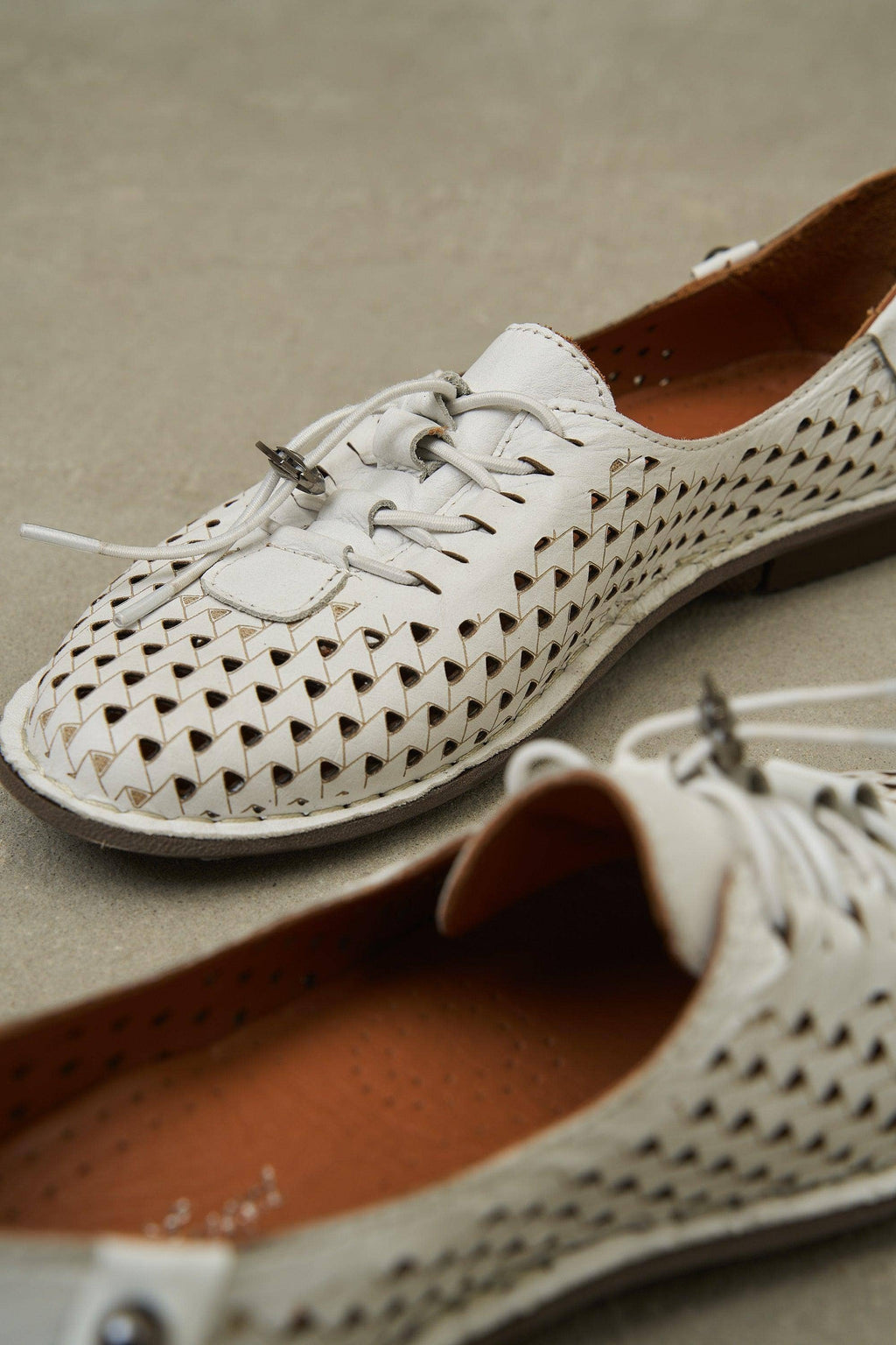 Olive JABIN Leather Flats