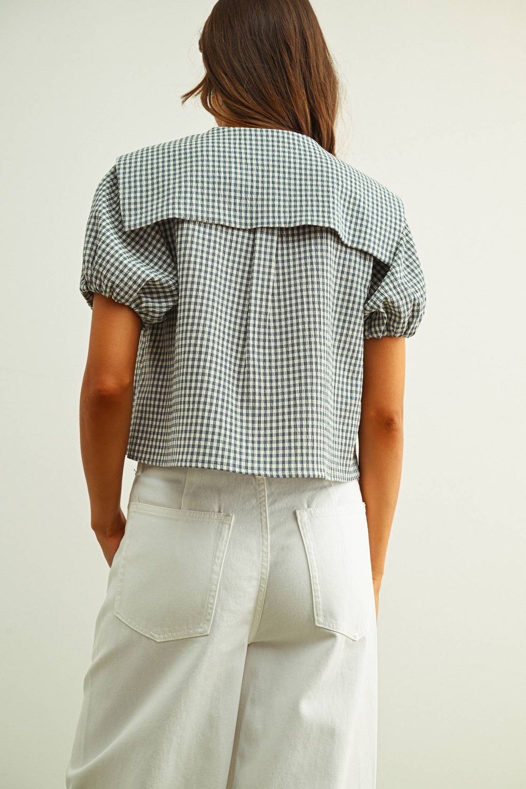 GINGHAM PATTERN SSLV WITH TIE IN FRONT TOP