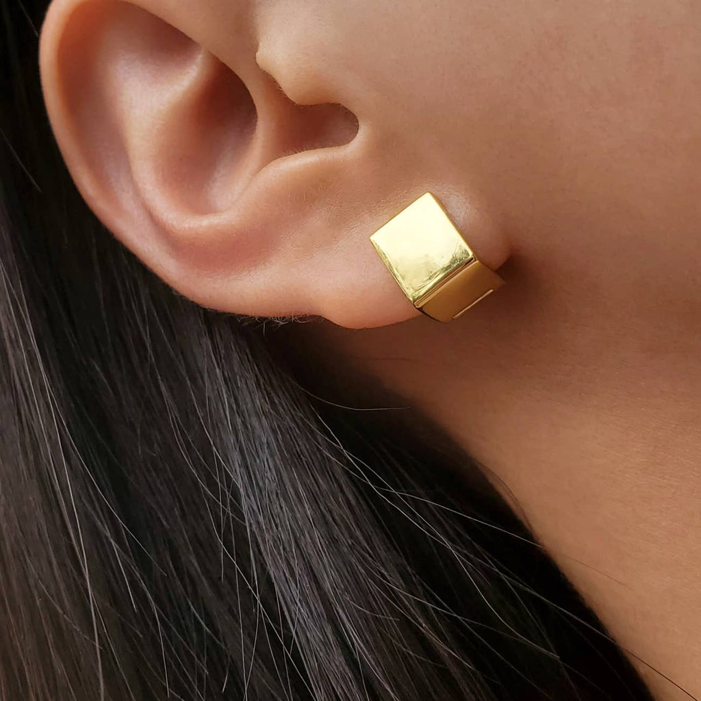 SQUARE HUGGIE EARRINGS