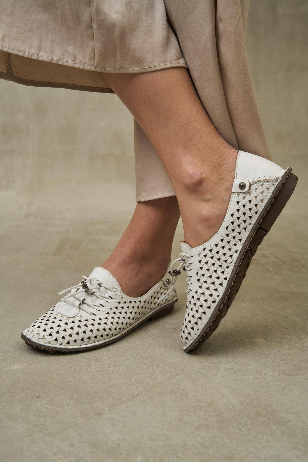Olive JABIN Leather Flats