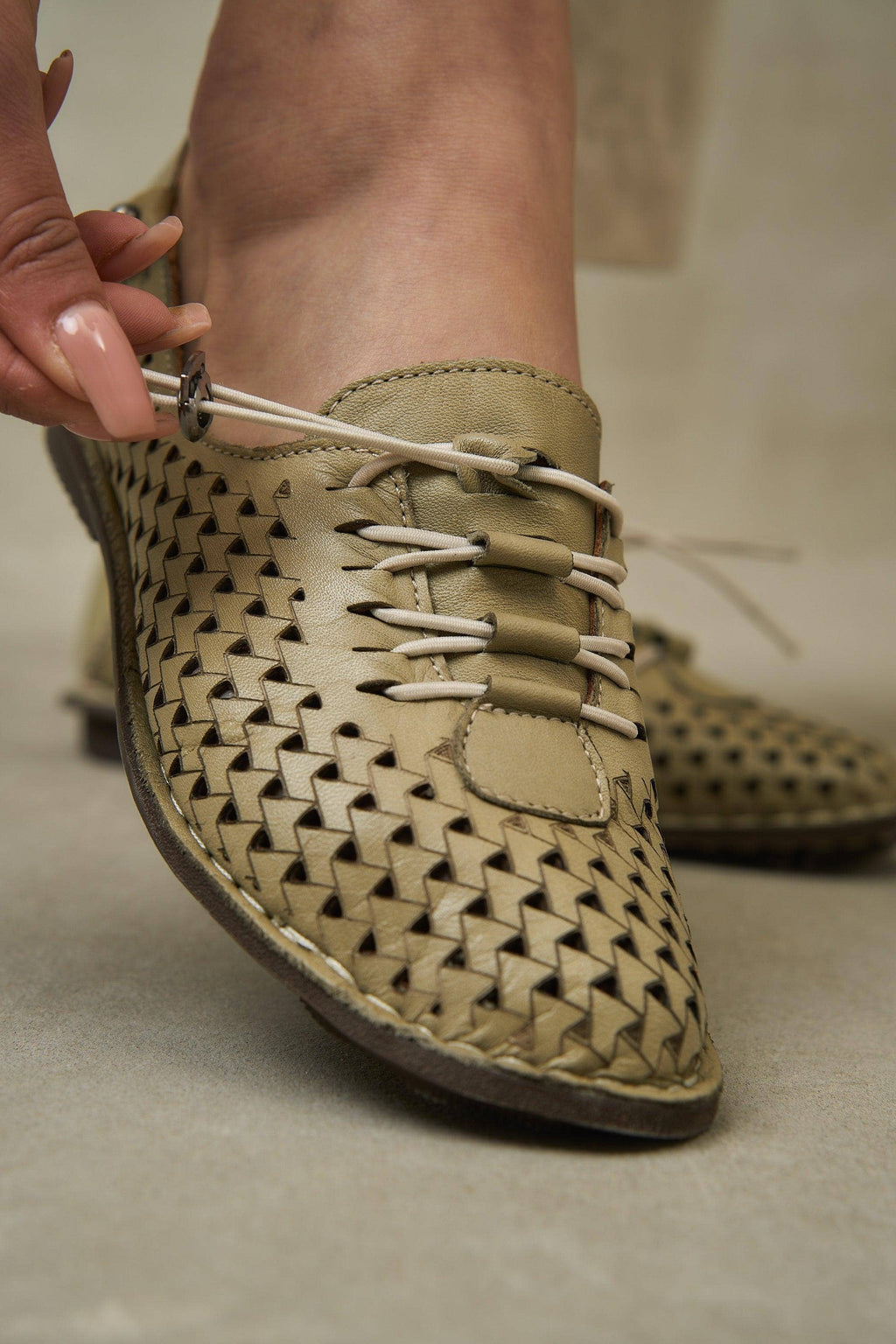 Olive JABIN Leather Flats