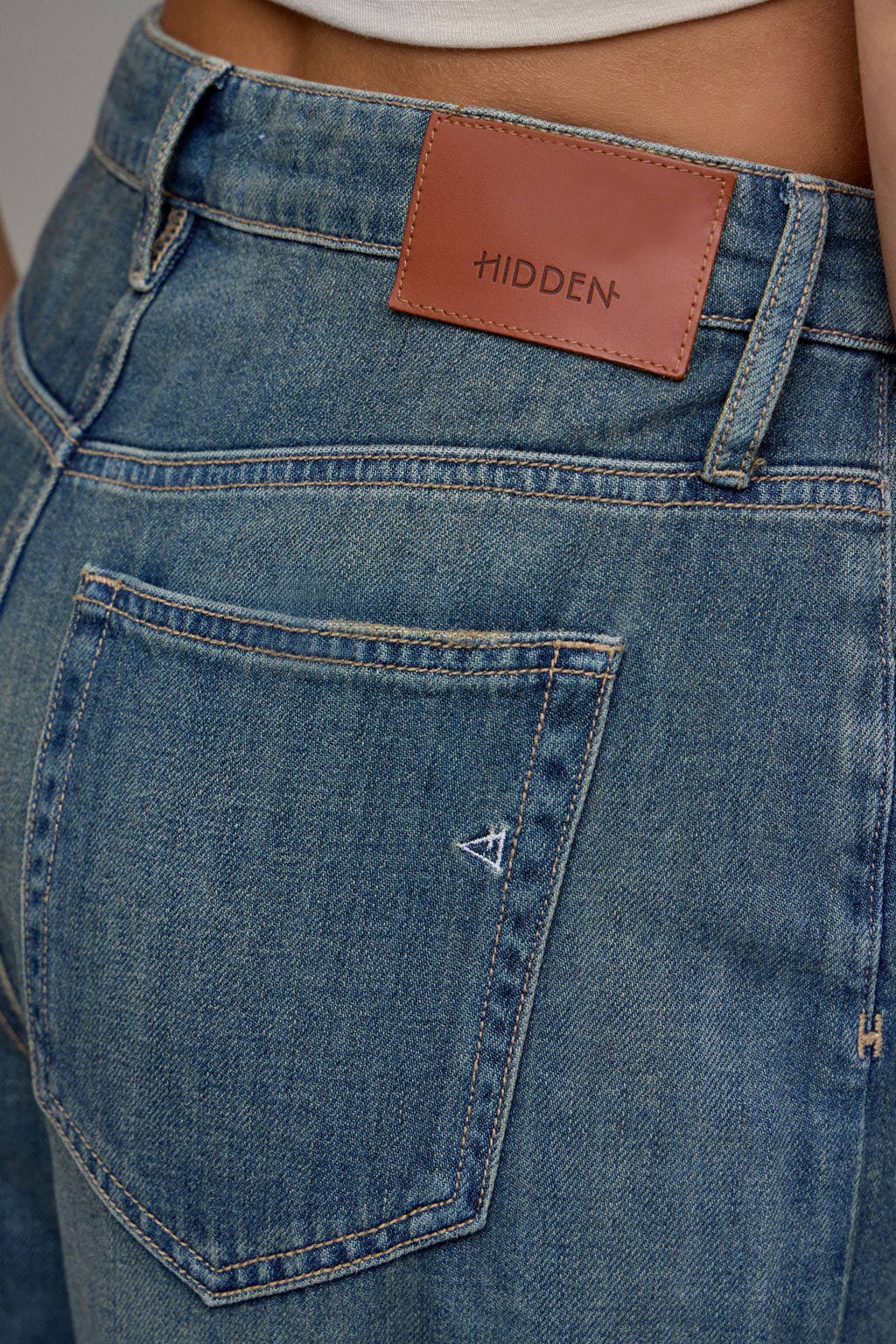 Vintage Wash Super Soft 33in Inseam Super Wideleg