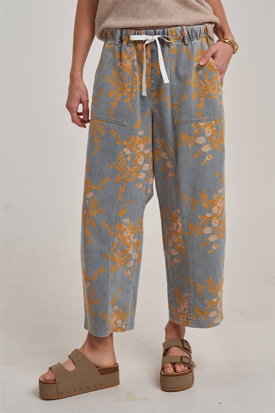 MID RISE RELAXED FIT FLORAL DENIM JEANS