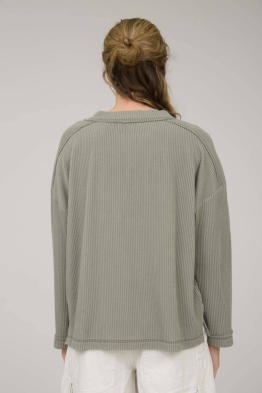 CREW NECK RIBBED LONG SLEEVE KNIT TOP (PRE-ORDER)