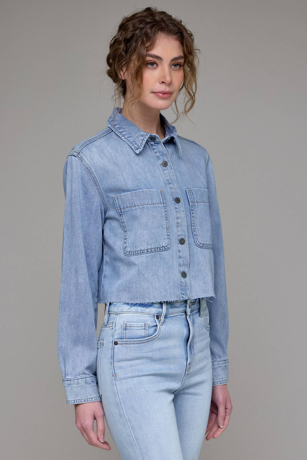 CROPPED DENIM SHIRT
