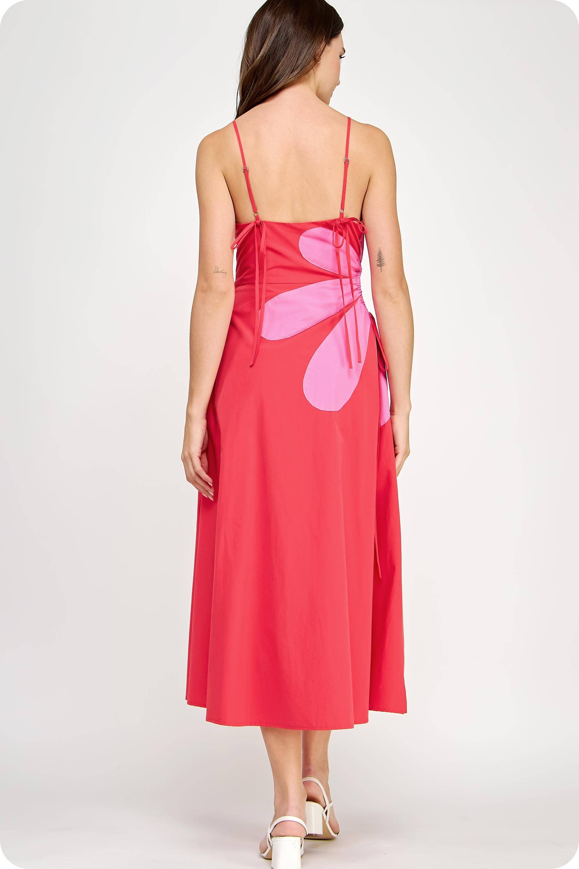 Sleeveless Side Cut-Out Flower Detail Midi Dress