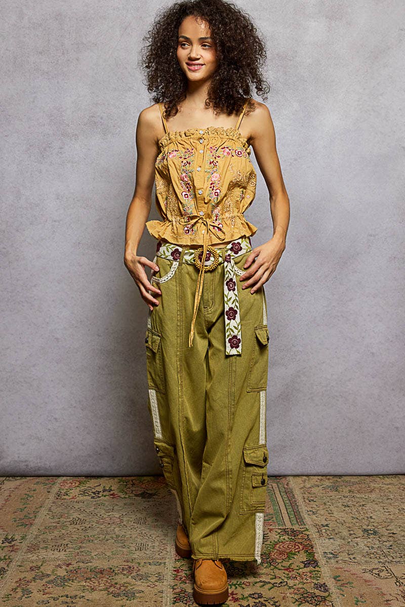 Sleeveless Embroidered Trim Solid Poplin Top