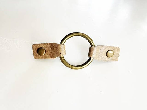 Cinch Clip for Clothes Bronze w/ Tan Leather Scarf Clap
