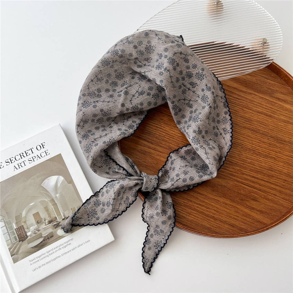 Lace Trim Cotton Linen Floral Triangle Scarf_CWASC0850
