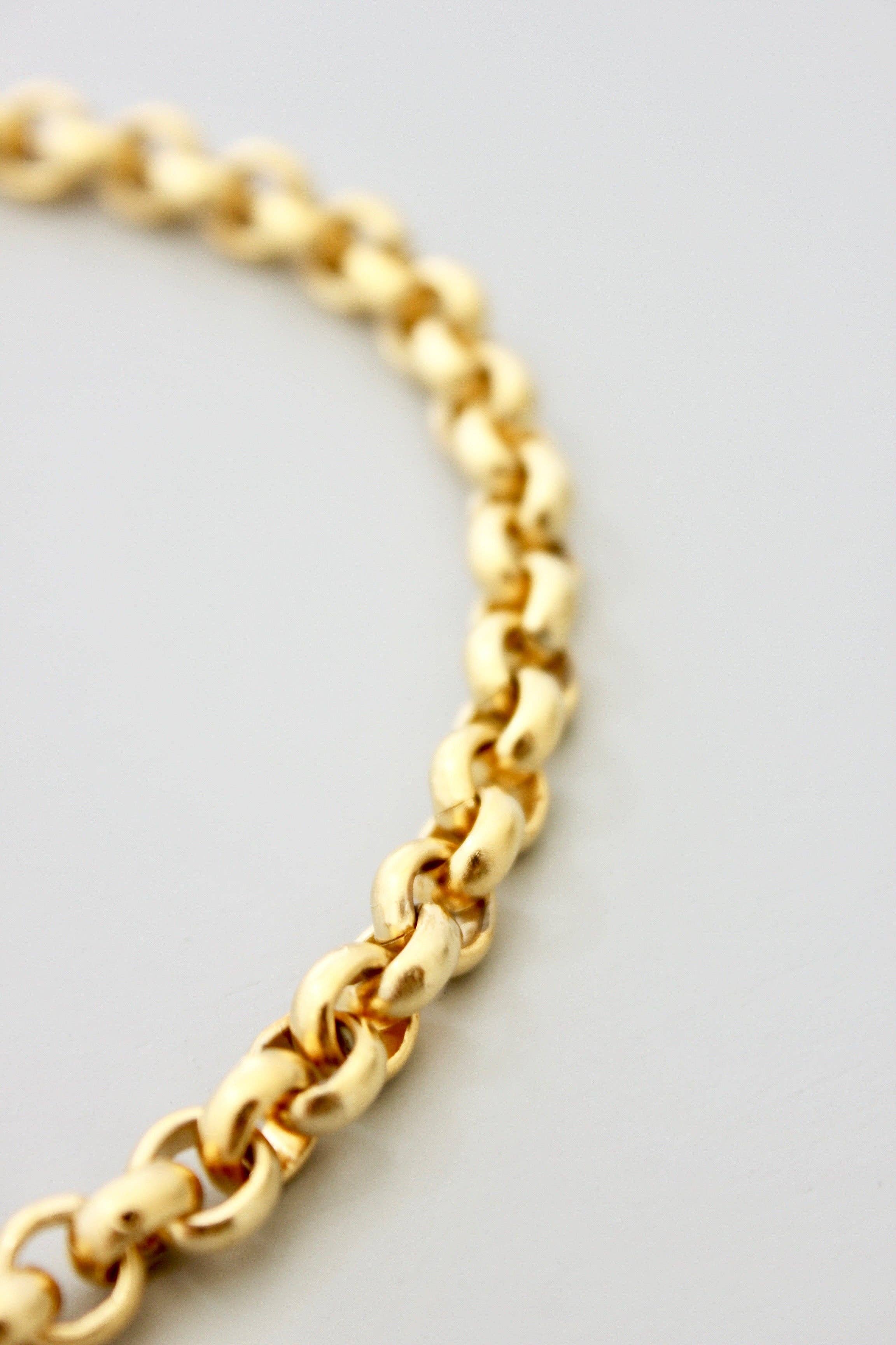 18k matte gold chain bracelet