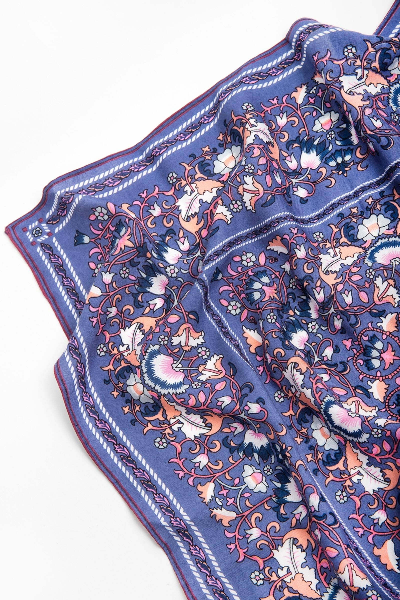 Tagore Bandana