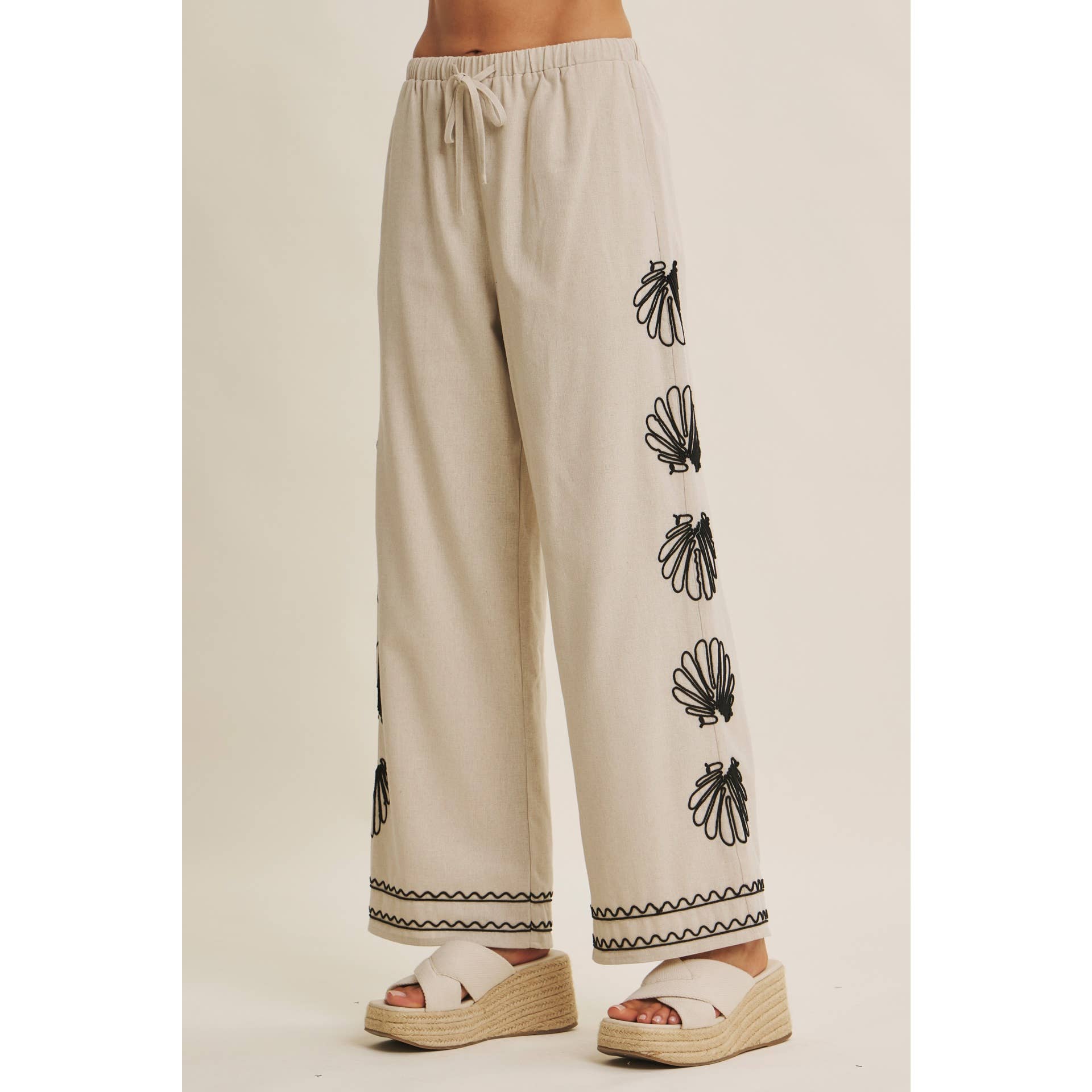 COASTAL SEASHELL EMBROIDERED WIDE-LEG PANTS