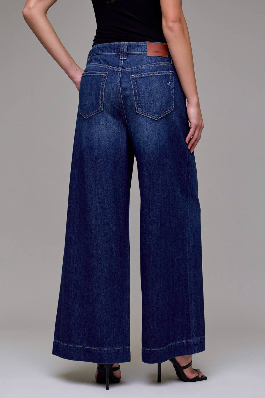 Nori Dark Wash Super Wide Leg Jeans