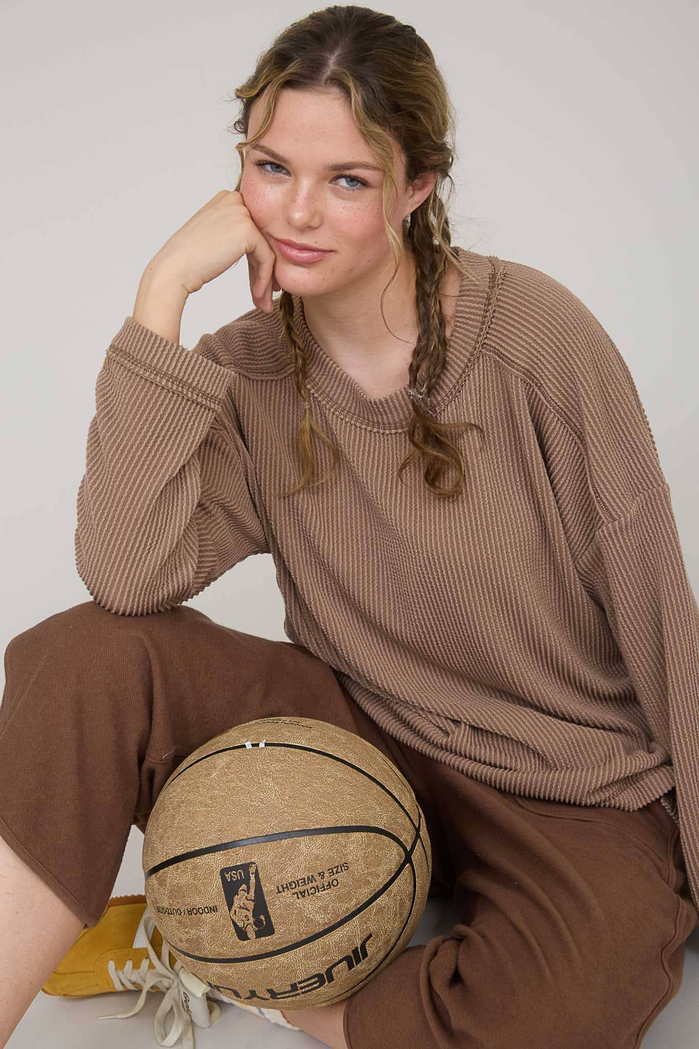 CREW NECK RIBBED LONG SLEEVE KNIT TOP (PRE-ORDER)