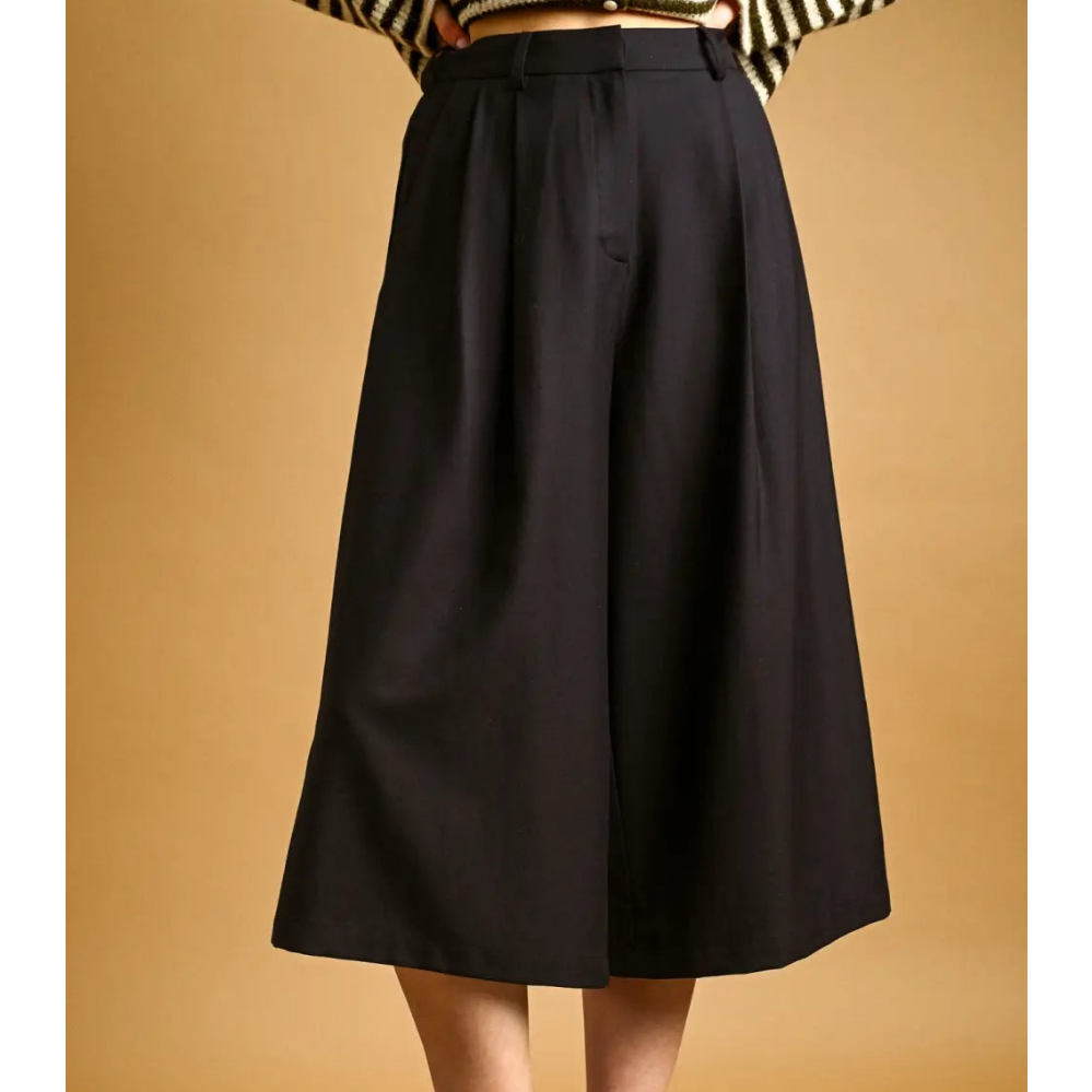Reagan Pleat Detailed Bermuda