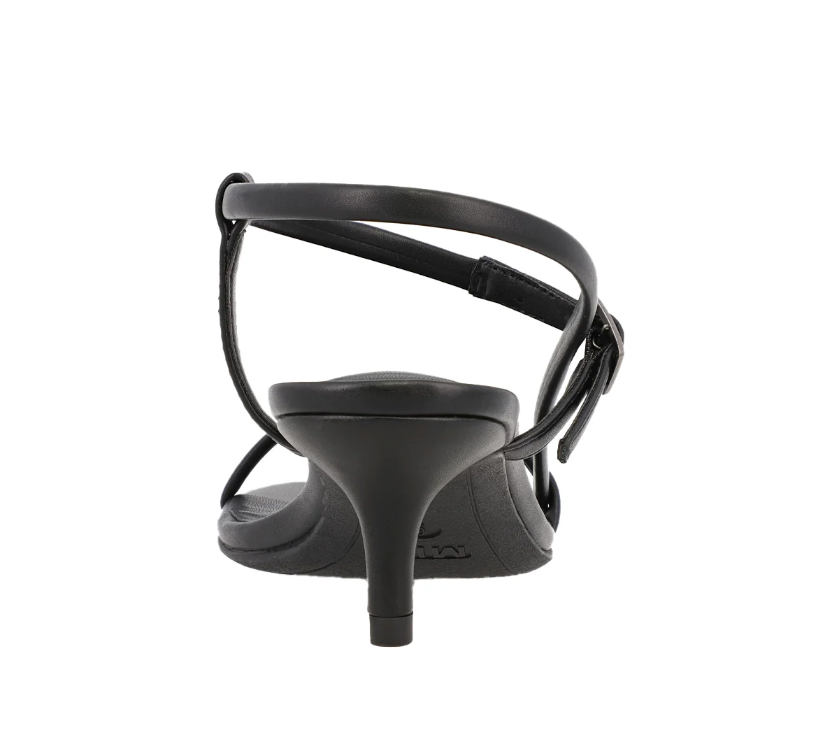 Meleani Kittin Heel