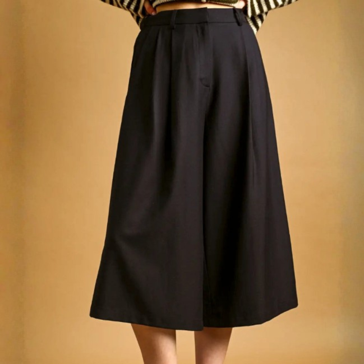 Reagan Pleated Bermuda