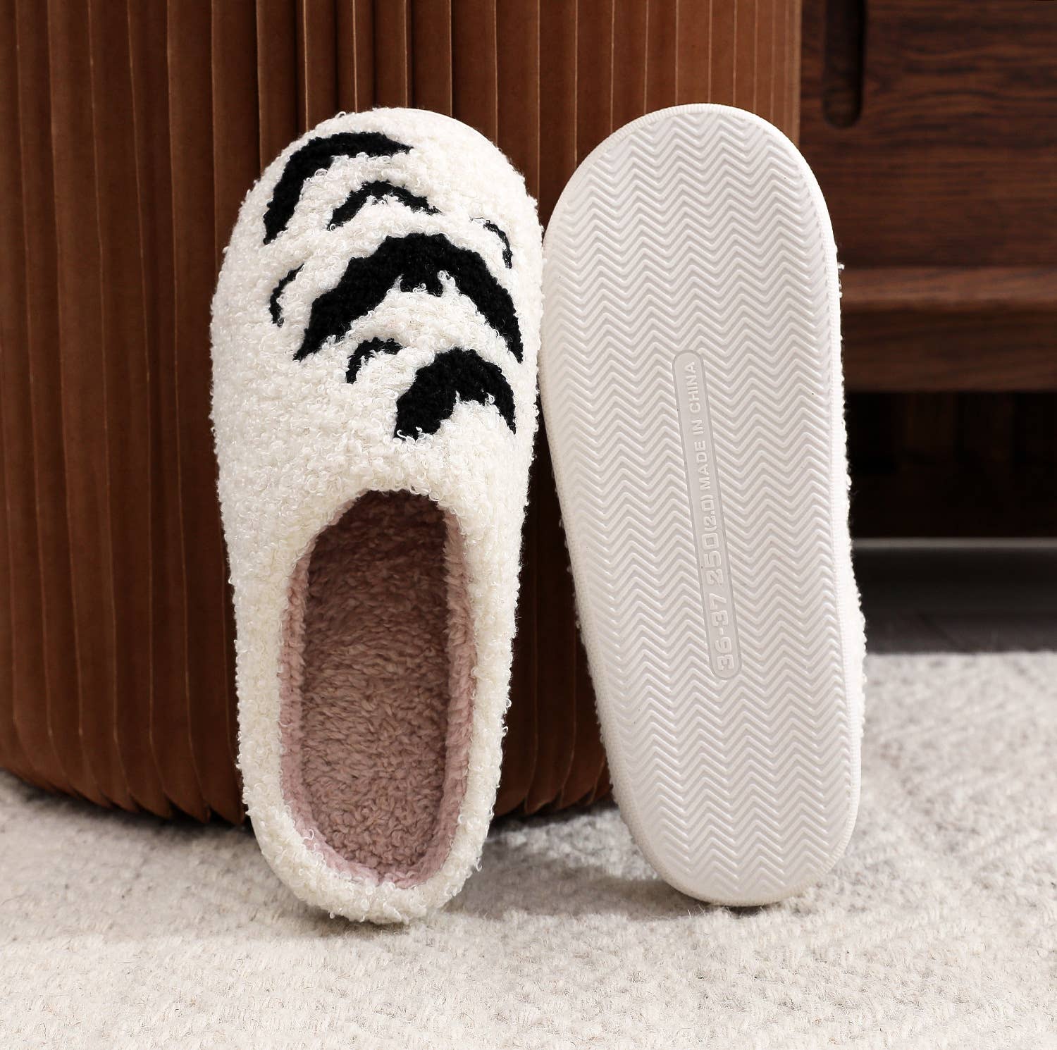 Halloween Bat Fleece Fluffy Home Slippers