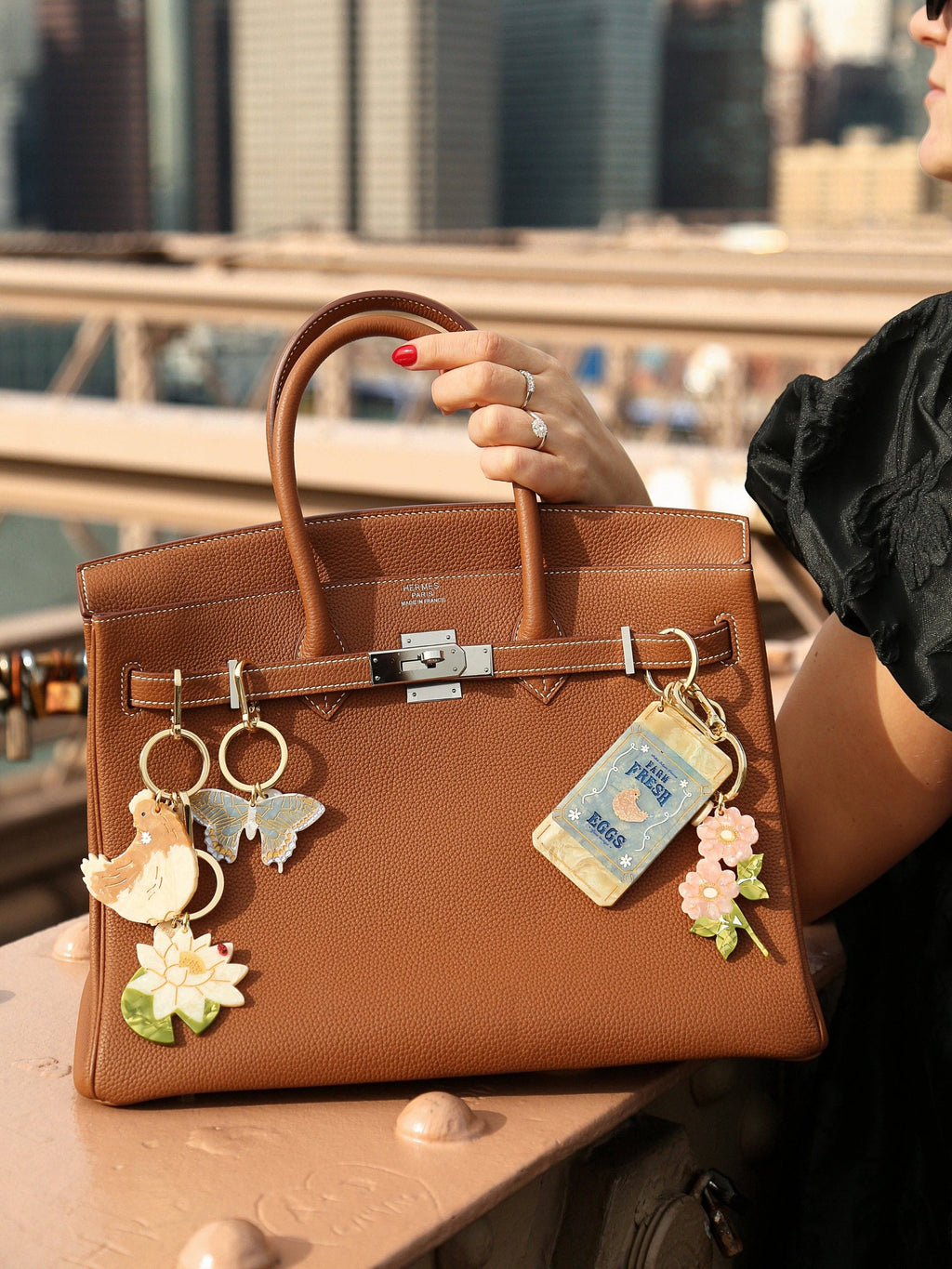 Hand-painted Vintage Daisy Stem Bag Charm + Keychain | Eco-Friendly